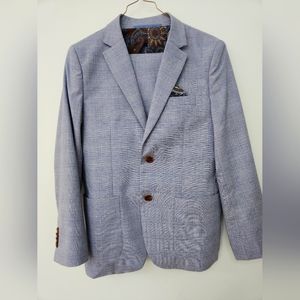 Isaac Mizrahi boys two-piece size 16 slim fit suit